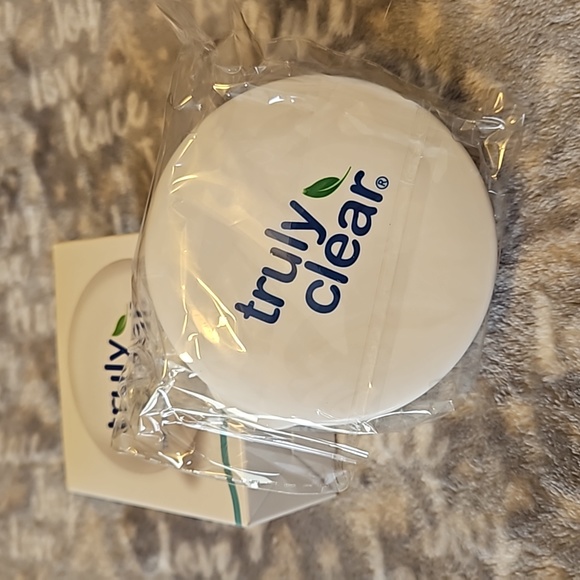 Truly Clear case - Picture 2 of 3